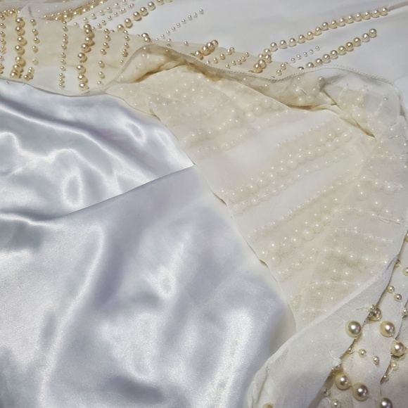 le Chateau Dress - Picture 5 of 11